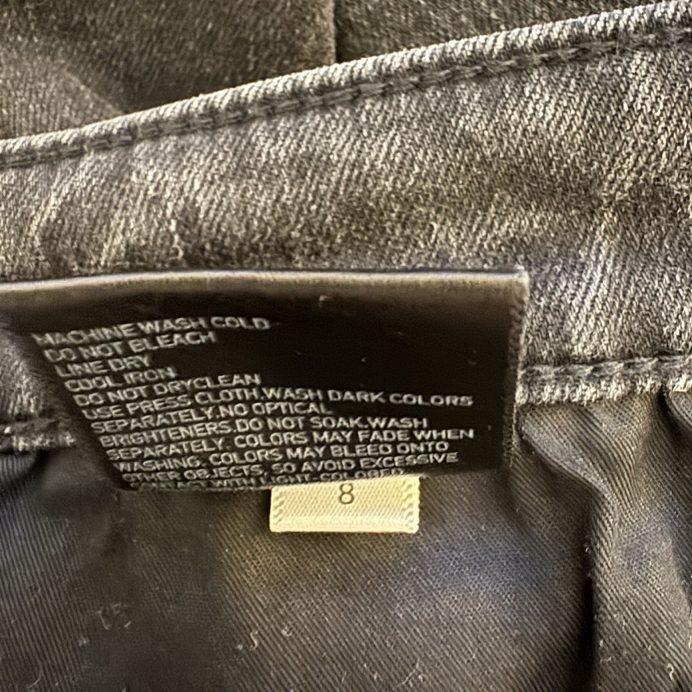 Uniqlo Size 8 Solid Black Skinny Leg Low-Rise Tapered Leg Ultra Stretch Jeans - Picture 5 of 6